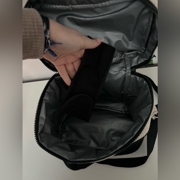 Rae Dunn lunch box - Picture 2 of 4